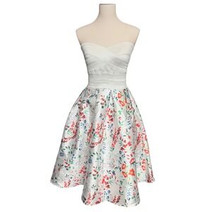 Miss Avenue Strapless Floral Fit and Flare Dress White Red floral size Large